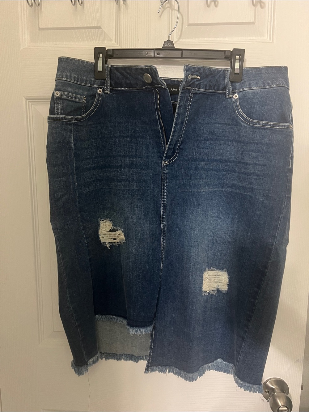 Ashley Stewart Dark Blue Distressed Straight Leg Jeans